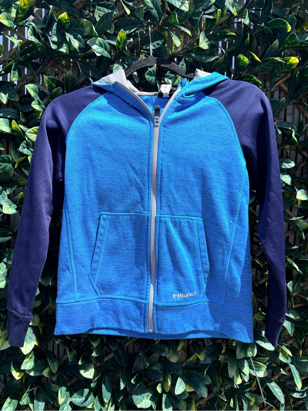 💫10/$25 • Head Colour Block Full Zip Hooded Sweater